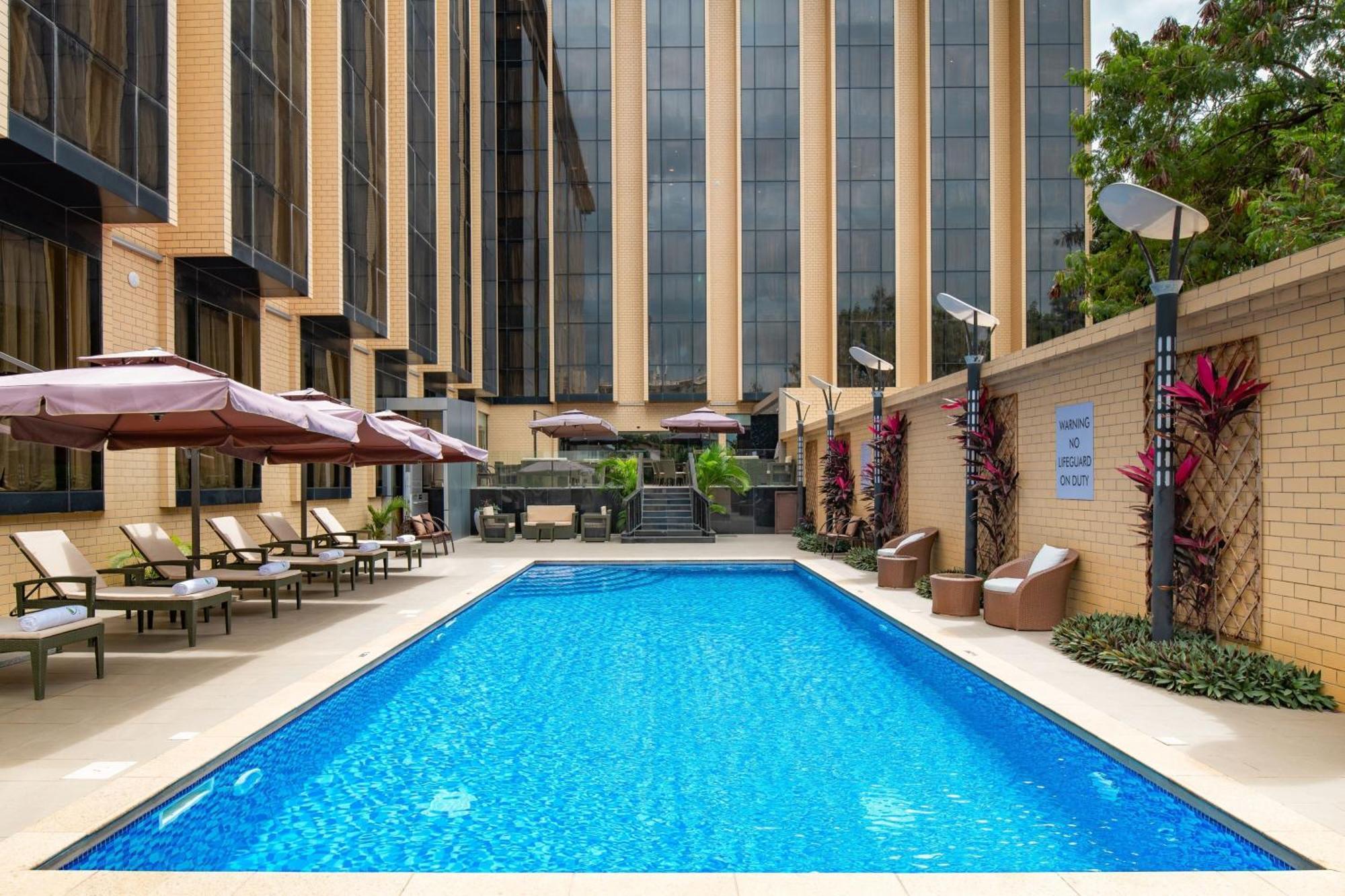 Element By Westin Hotel Daressalam Exterior foto